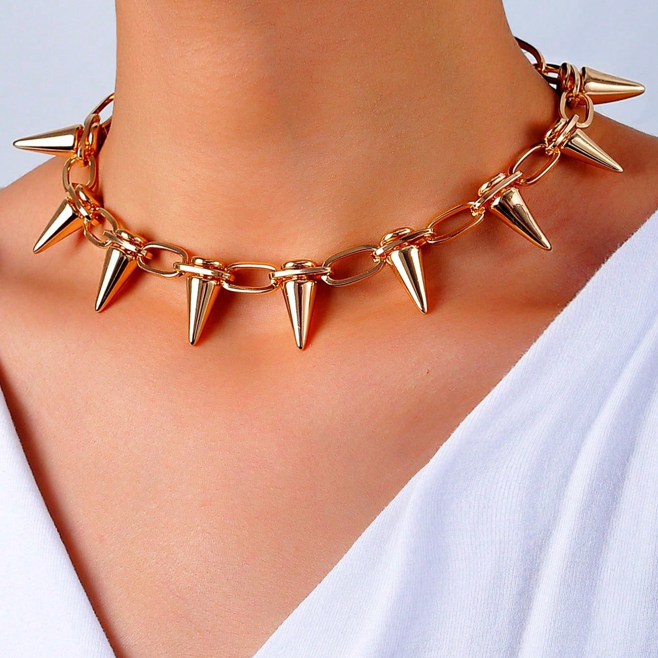 Collana Choker Punk con Borchie a Spillo